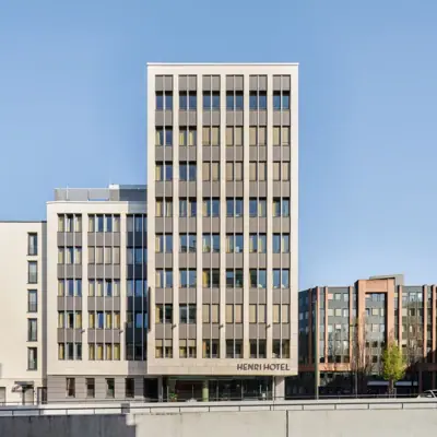 henri hotel buitenaanzicht henri hotel gevel