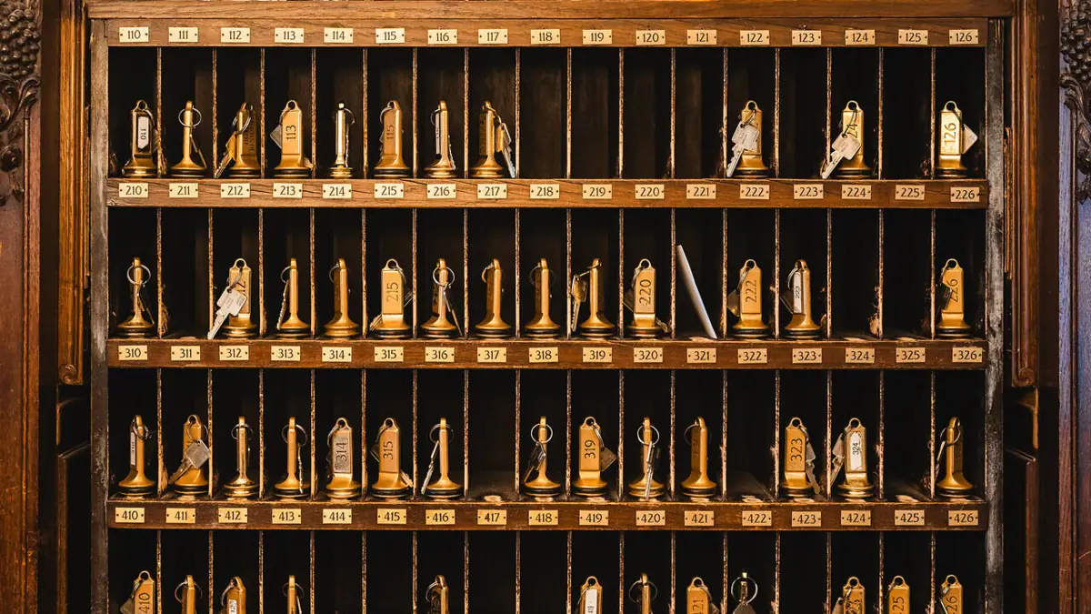 Sleutelkastje met veel kamersleutels