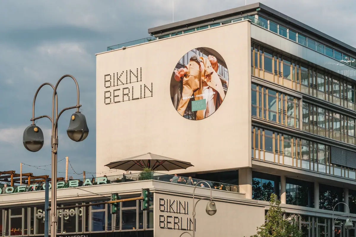 Het Bikini Haus Berlin met de Monkey Rooftop Bar in de buurt van de Kuhdamm.
